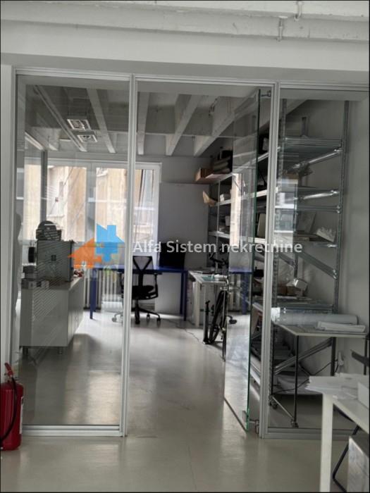 Izdavanje: Poslovni prostor 281 m², Stari grad – Beograd