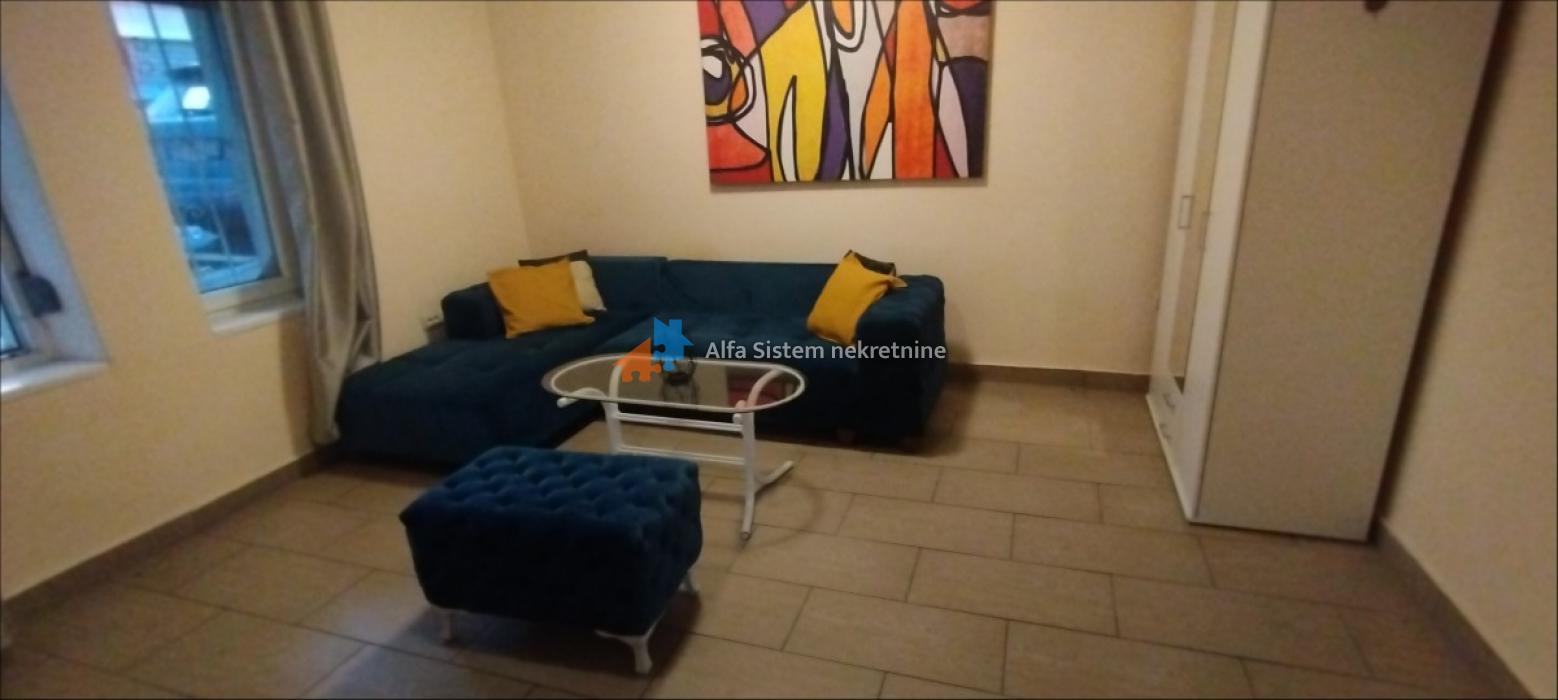 Izdavanje: Dvosoban stan 51 m², Vračar – Beograd Izdavanje: Dvosoban stan 51 m², Vračar – Beograd