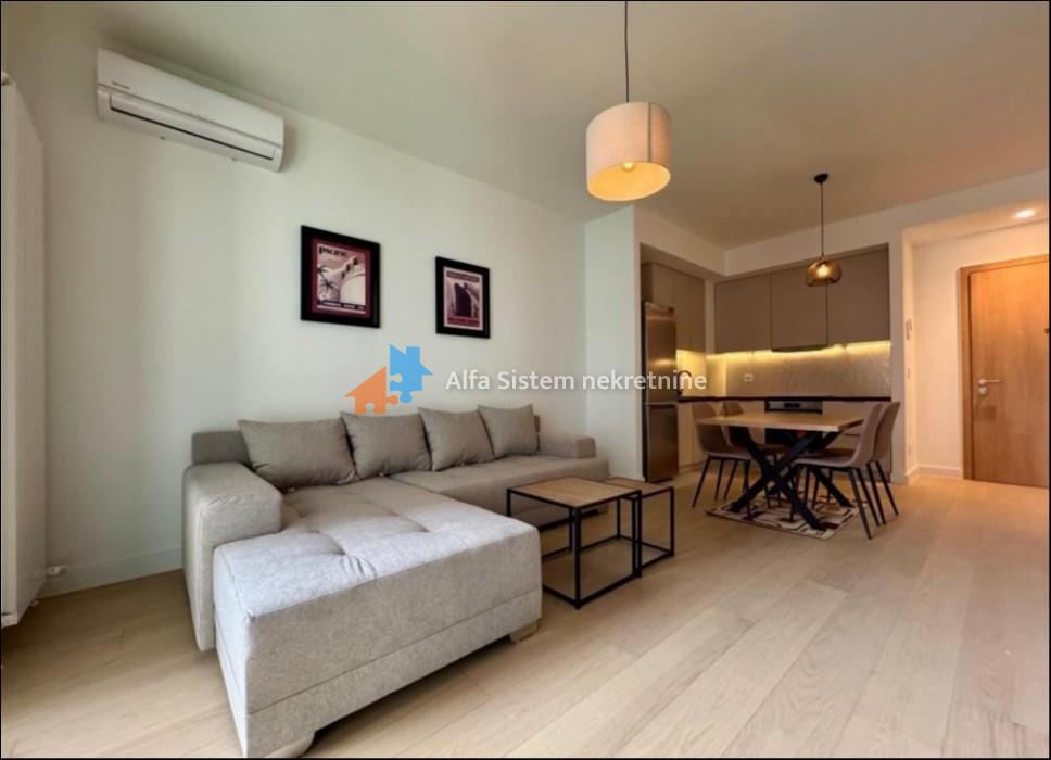 Prodaja: Dvosoban stan 54 m², Savski venac – Beograd