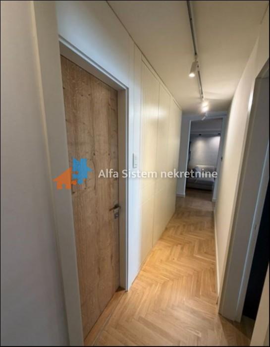 Izdavanje: Dvoiposoban stan 76 m², Čukarica – Beograd
