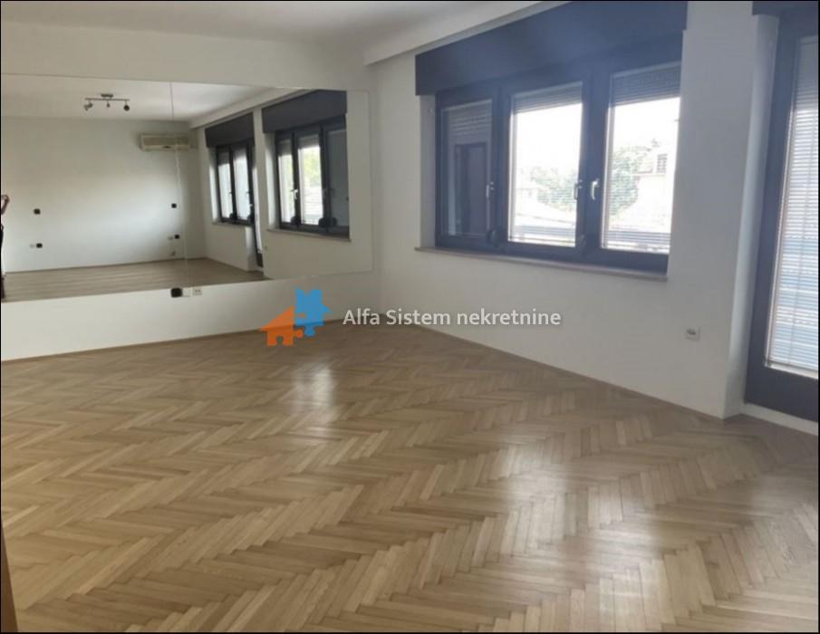 Izdavanje: Kuća 360 m², Voždovac – Beograd