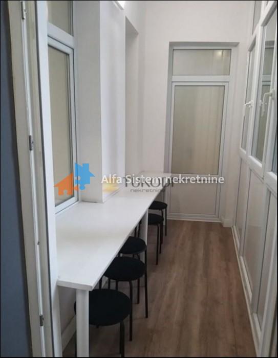 Izdavanje: Poslovni prostor 130 m², Vračar – Beograd