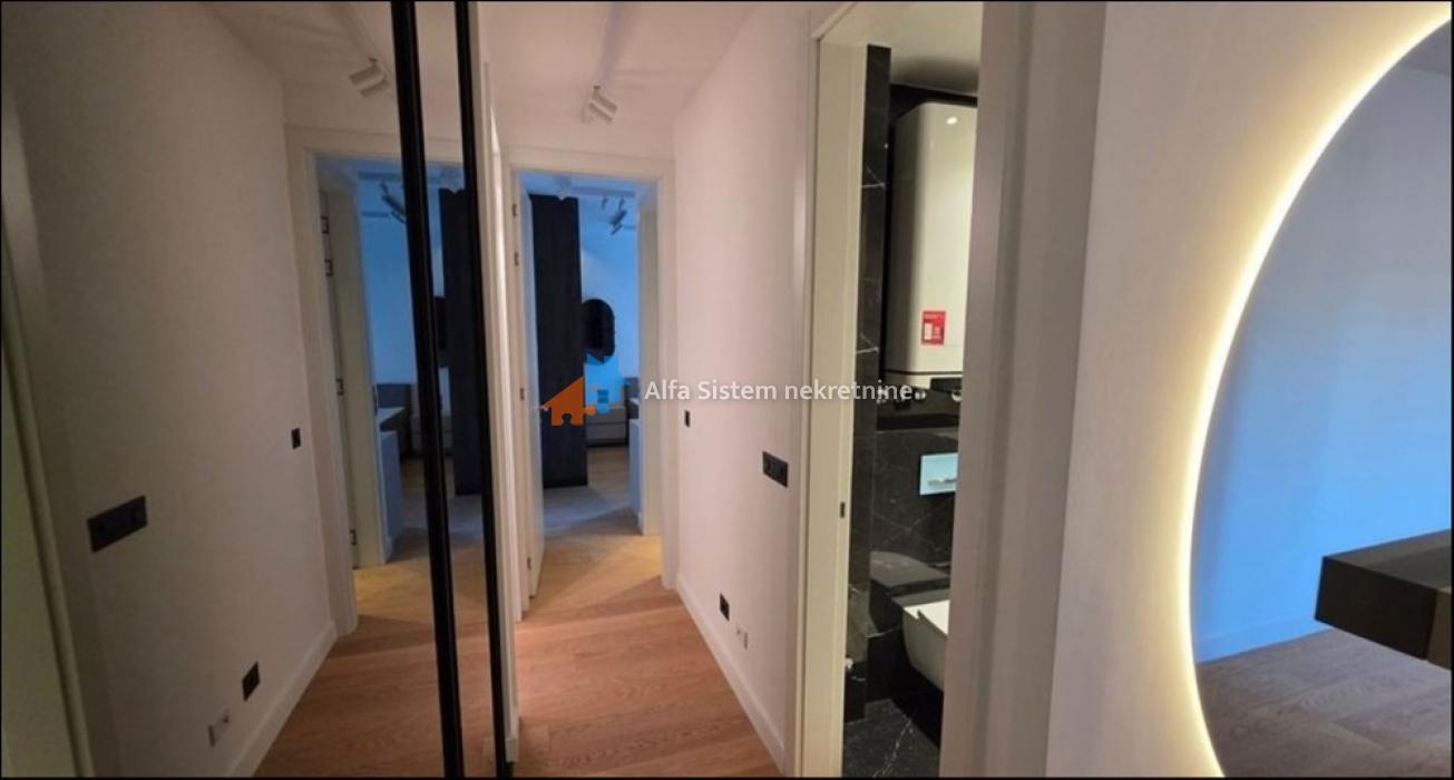 Izdavanje: Trosoban stan 95 m², Savski venac – Beograd Izdavanje: Trosoban stan 95 m², Savski venac – Beograd