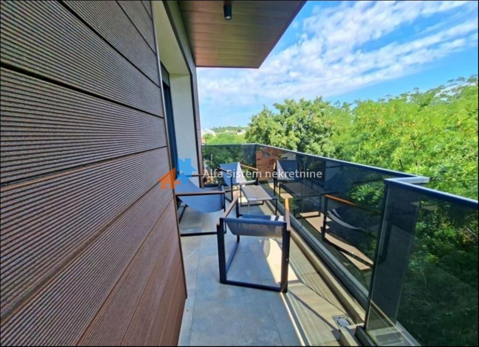 Izdavanje: Trosoban stan 82 m², Zvezdara – Beograd