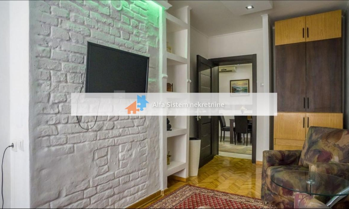 Izdavanje: Dvosoban stan 50 m², Vračar – Beograd