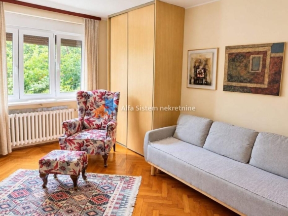 Izdavanje: Dvoiposoban stan 50 m², Dorćol – Beograd