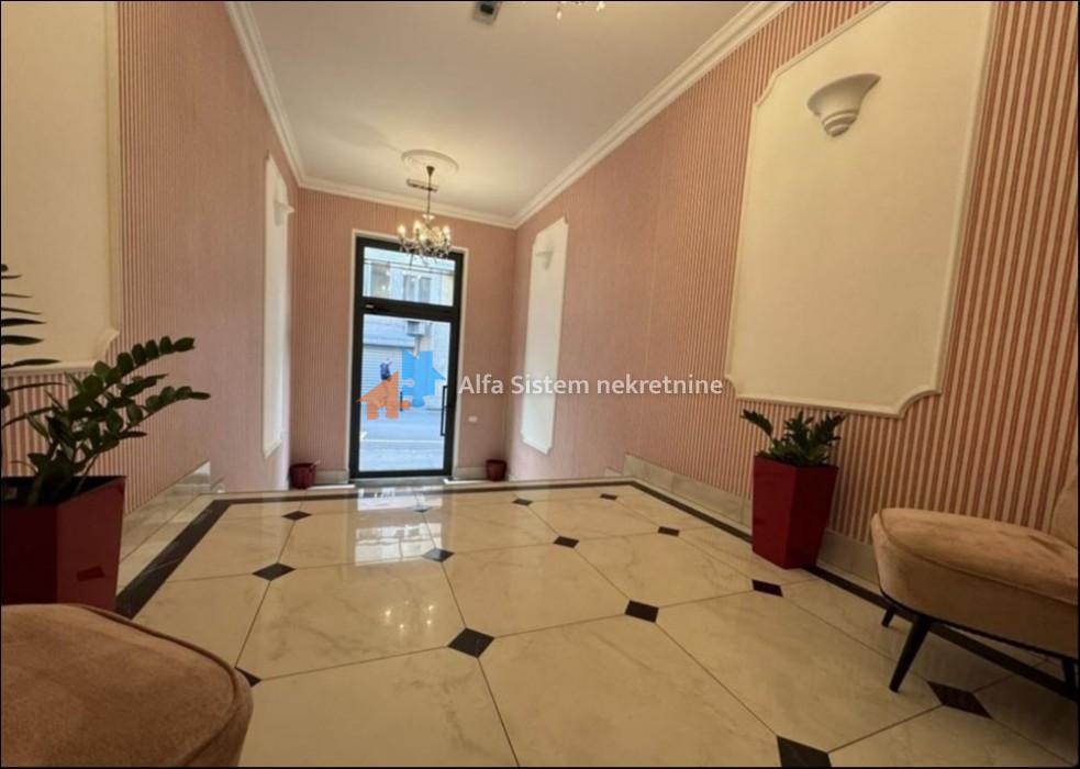 Izdavanje: Trosoban stan 110 m², Vračar – Beograd