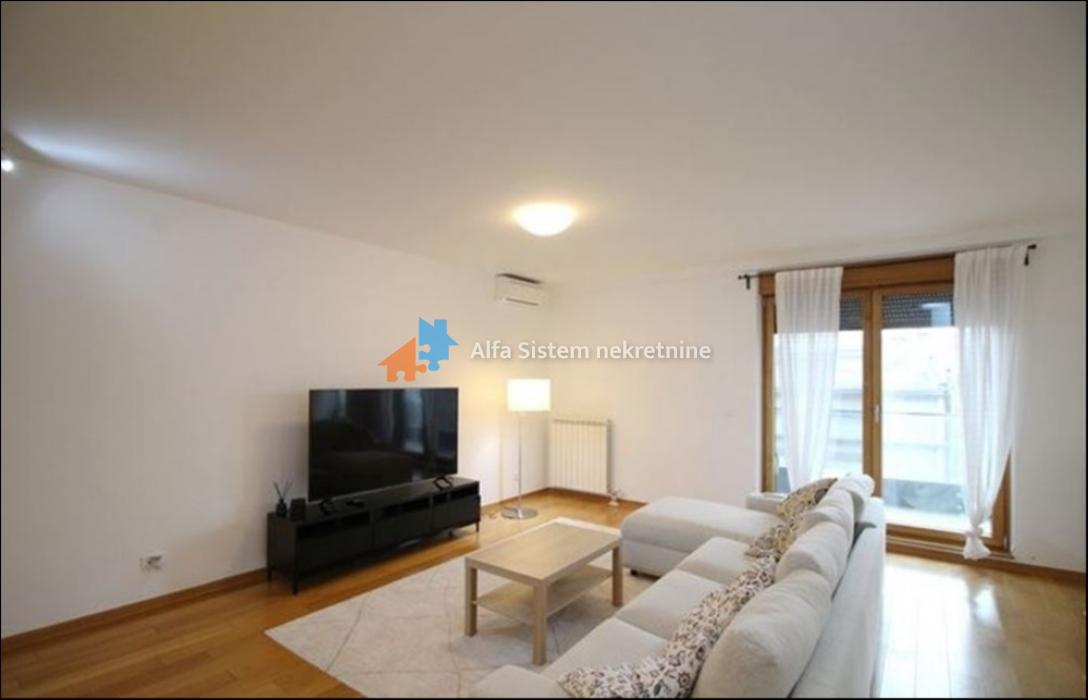 Izdavanje: Trosoban stan 115 m², Palilula – Beograd