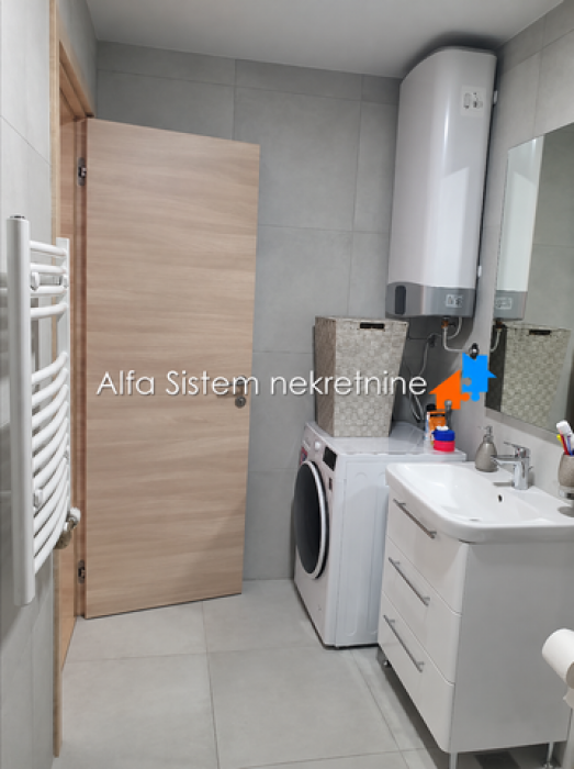 Izdavanje: Dvosoban stan 60 m², Novi Beograd – Beograd