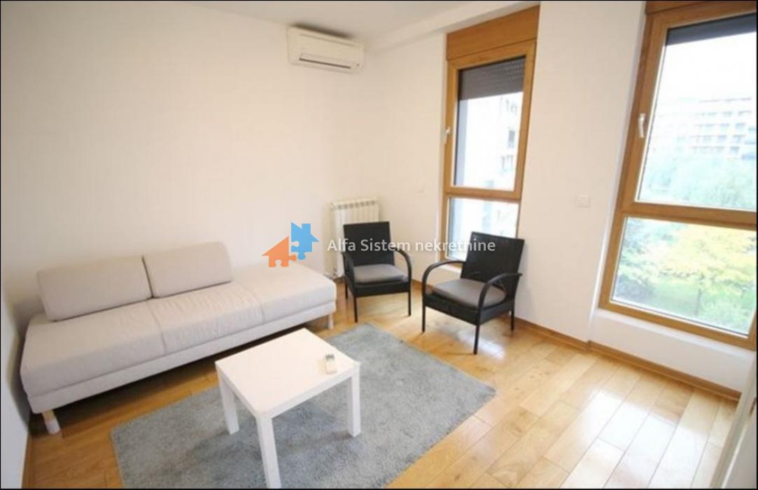 Izdavanje: Trosoban stan 115 m², Palilula – Beograd