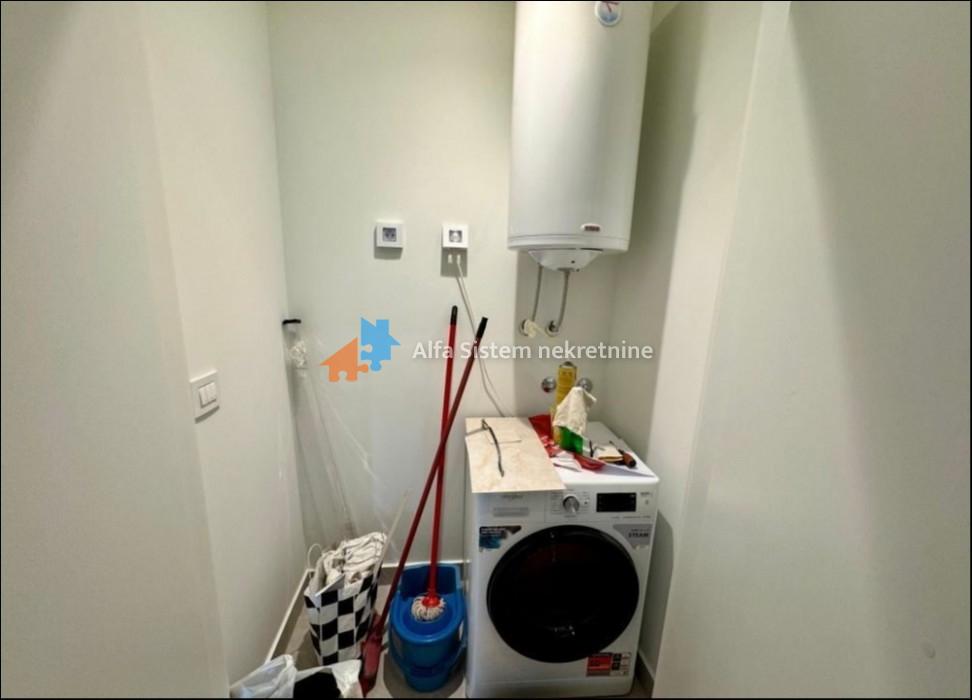 Prodaja: Dvosoban stan 54 m², Savski venac – Beograd