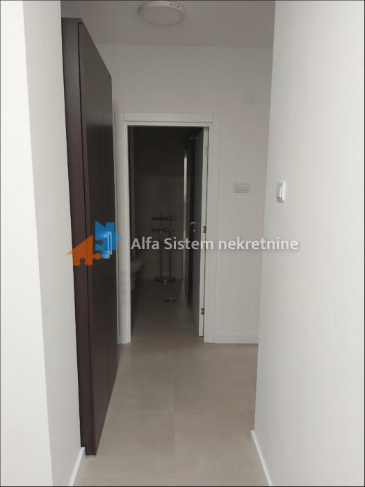 Izdavanje: Dvosoban stan 65 m², Vračar – Beograd
