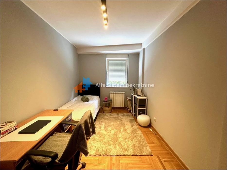 Izdavanje: Trosoban stan 80 m², Vračar – Beograd