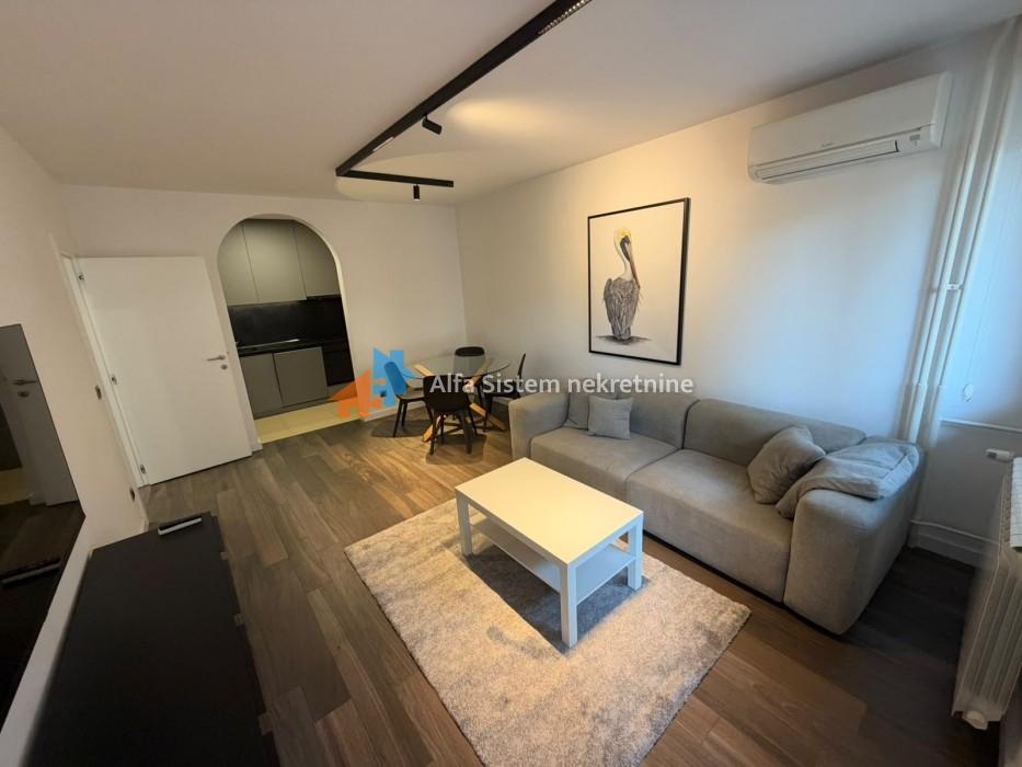 Izdavanje: Dvosoban stan 55 m², Beograd na vodi – Beograd