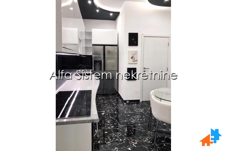 Izdavanje: Trosoban stan 98 m², Stari grad – Beograd
