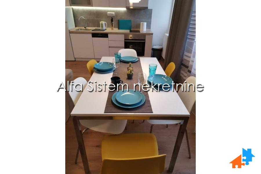 Izdavanje: Trosoban stan 90 m², Stari grad – Beograd
