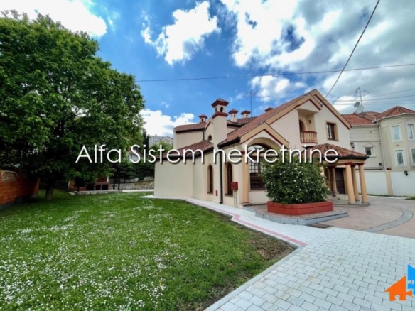 Izdavanje: Kuća 250 m², Voždovac – Beograd