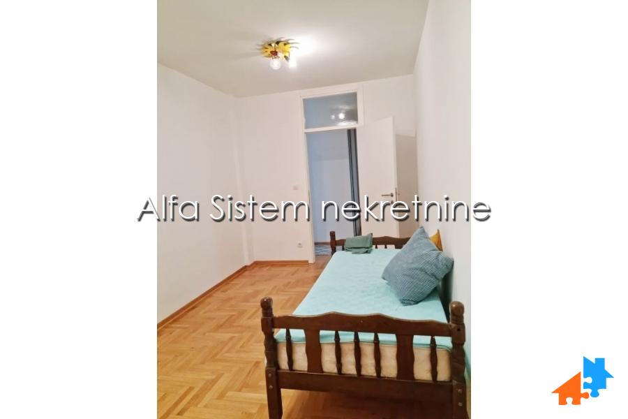 Izdavanje: Trosoban stan 85 m², Voždovac – Beograd