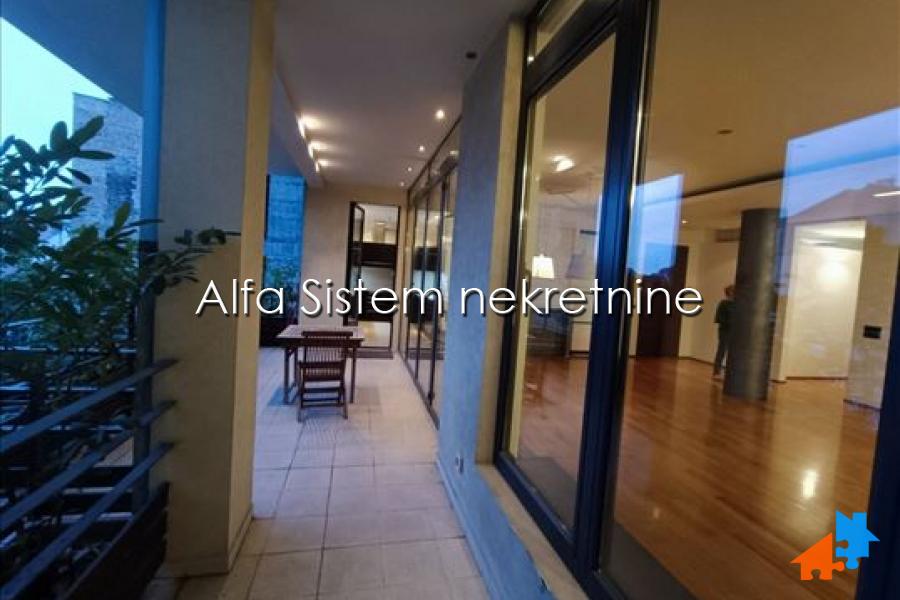 Izdavanje: Petosoban stan 176 m², Vračar – Beograd