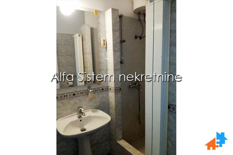 Izdavanje: Poslovni prostor 66 m², Stari grad – Beograd