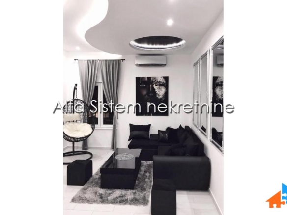 Izdavanje: Trosoban stan 98 m², Stari grad – Beograd