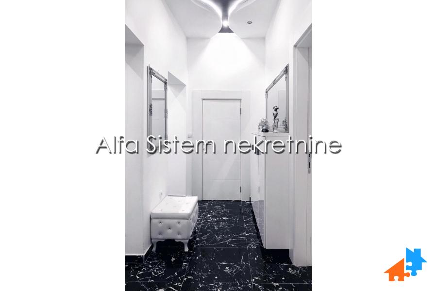Izdavanje: Trosoban stan 98 m², Stari grad – Beograd