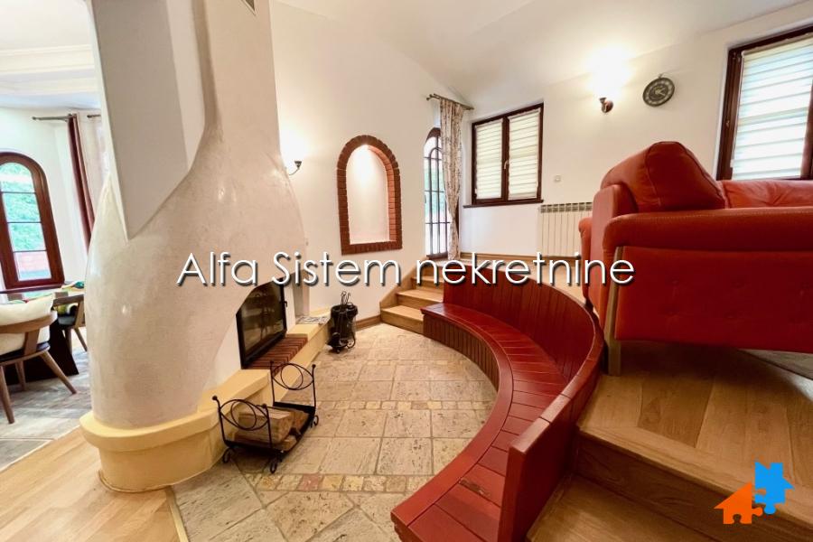Izdavanje: Kuća 250 m², Voždovac – Beograd