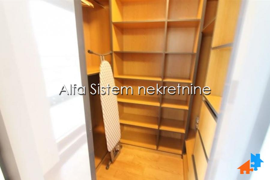 Izdavanje: Trosoban stan 115 m², Palilula – Beograd
