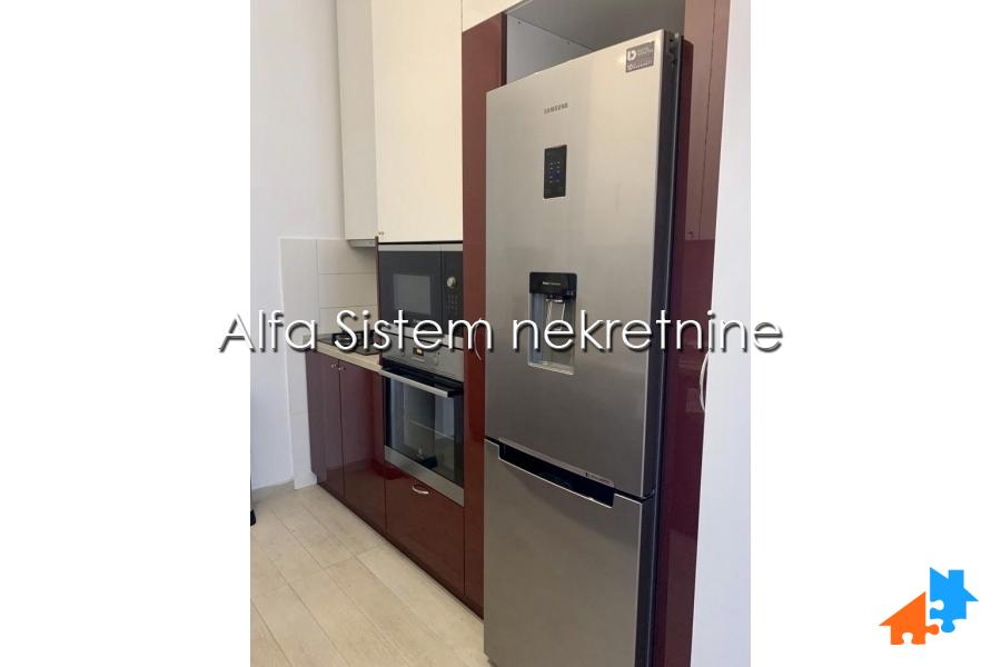 Izdavanje: Četvorosoban stan 133 m², Stari grad – Beograd