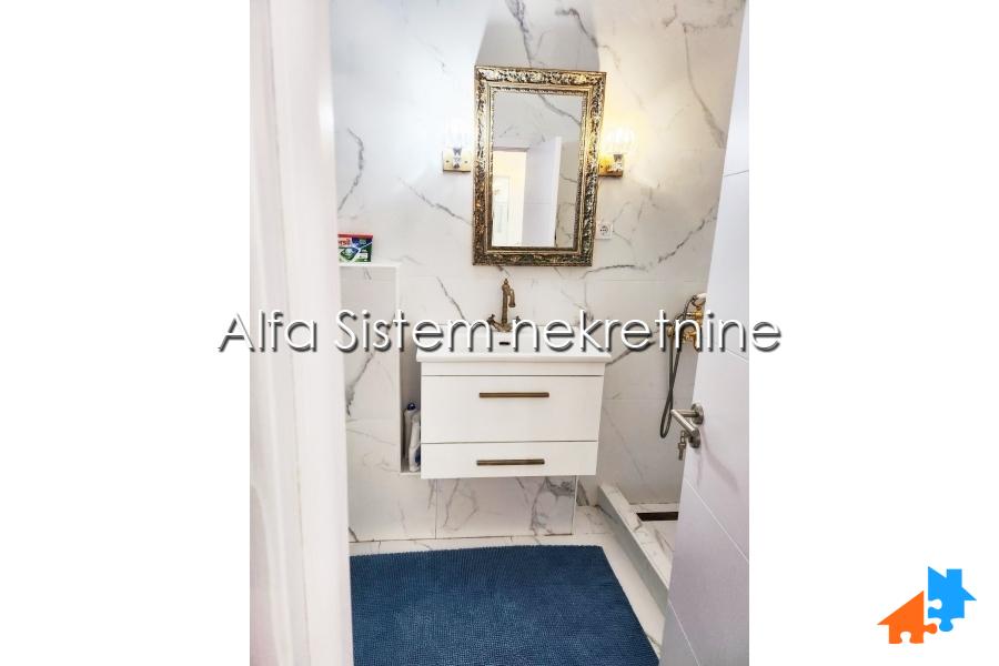 Izdavanje: Jednoiposoban stan 63 m², Vračar – Beograd