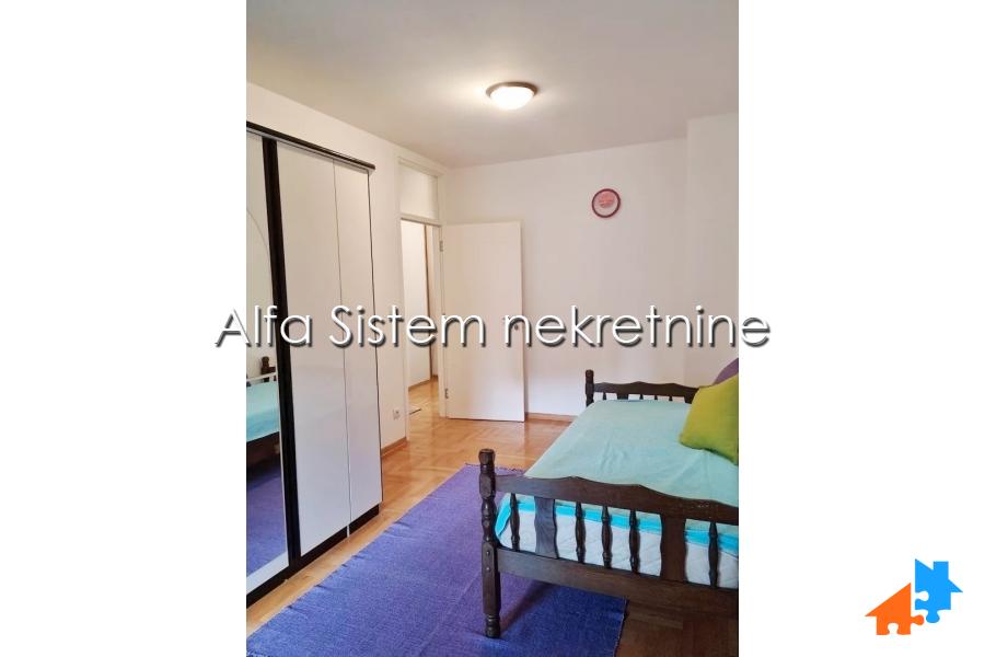 Izdavanje: Trosoban stan 85 m², Voždovac – Beograd