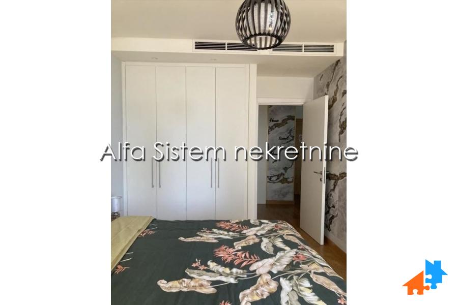 Izdavanje: Dvosoban stan 63 m², Savski venac – Beograd