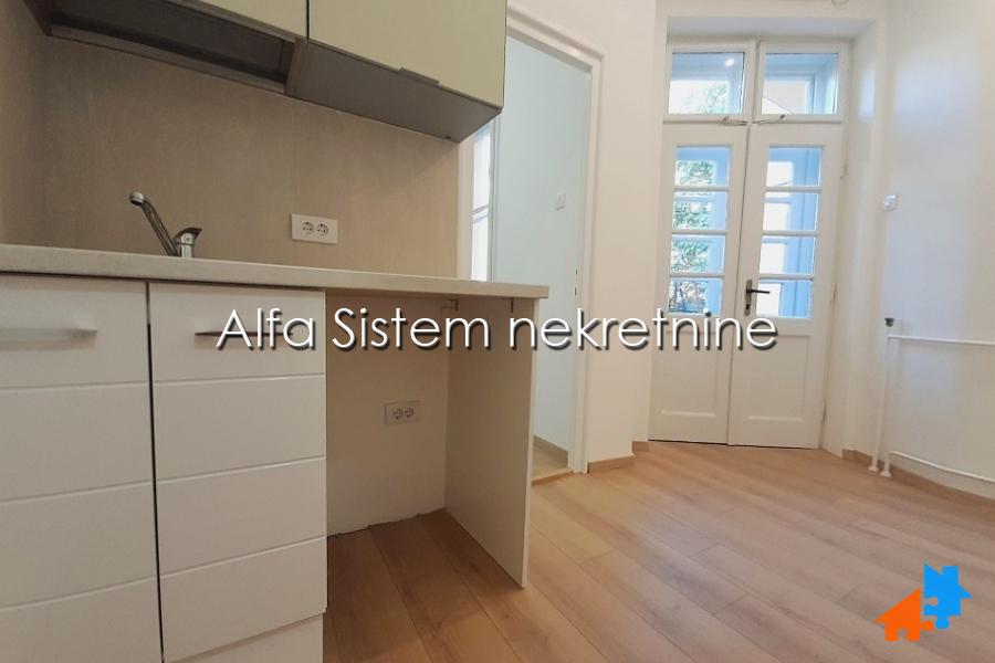 Izdavanje: Poslovni prostor 87 m², Vračar – Beograd